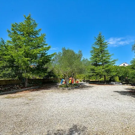 Apartment Ana.4 *